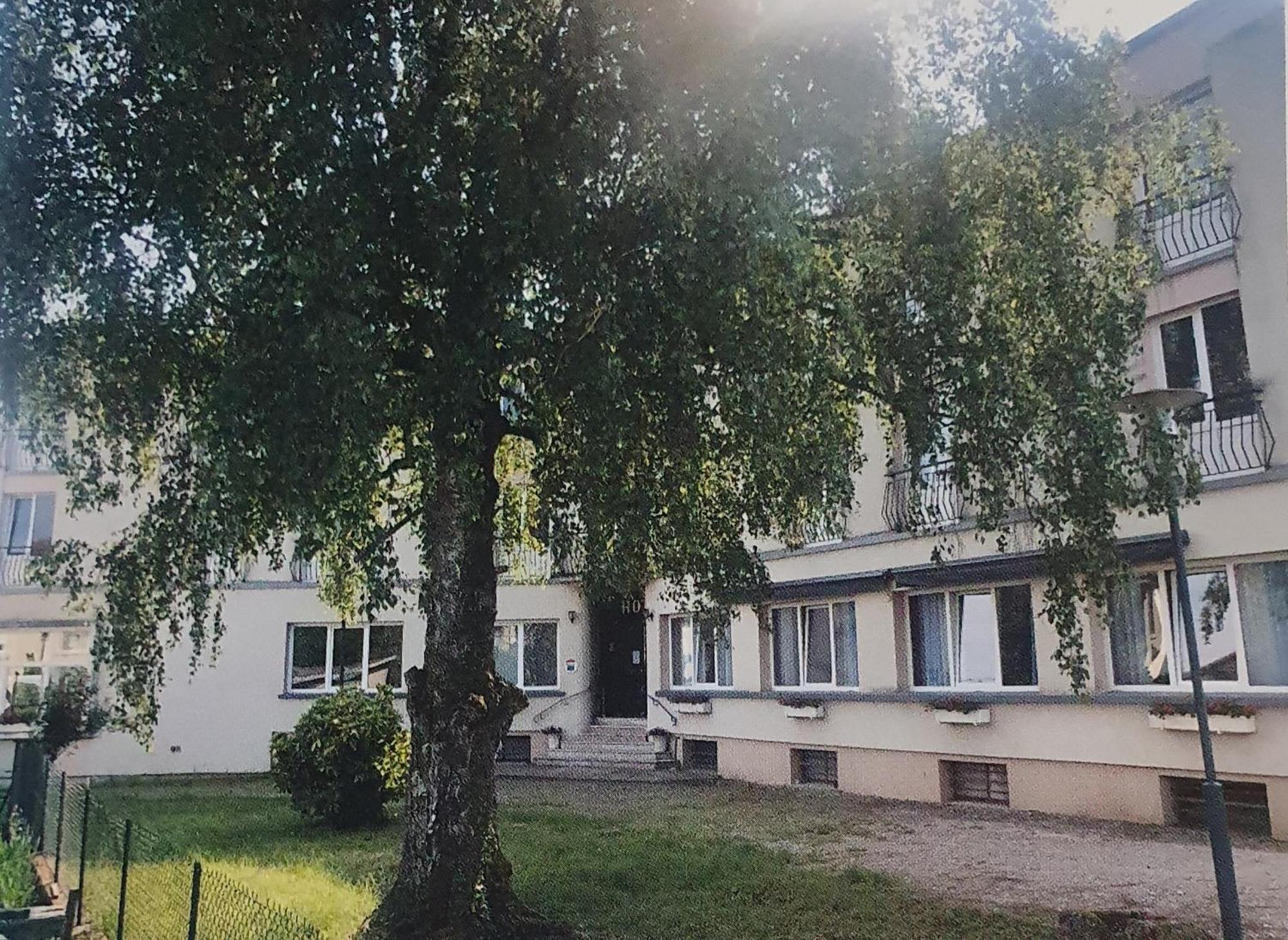 Hotel De La Promenade แบ็ง-เลส์-แบ็งส์ ภายนอก รูปภาพ